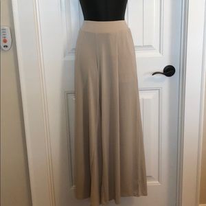 Long flowing pants in beautiful champagne color